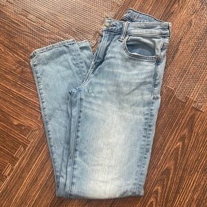 American Eagle next Level airflex Athletic fit. Size 28x32